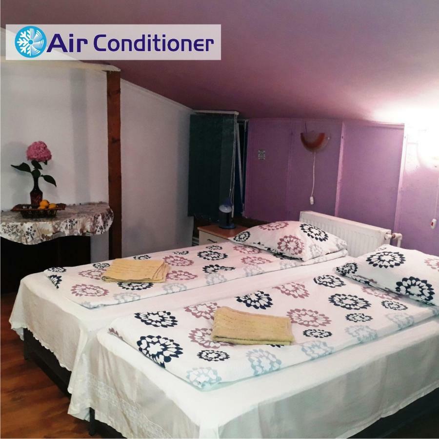 Hostel Pascalis Alesd Ngoại thất bức ảnh